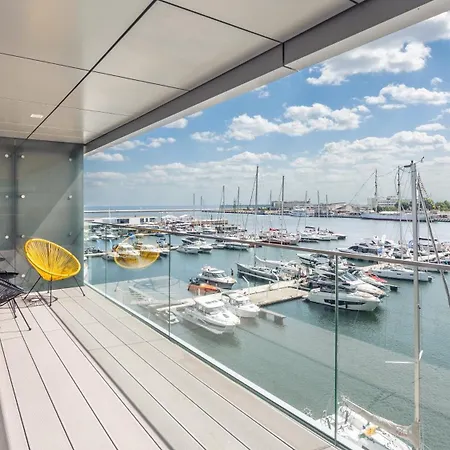 شقة Center Yacht Park Marina View *