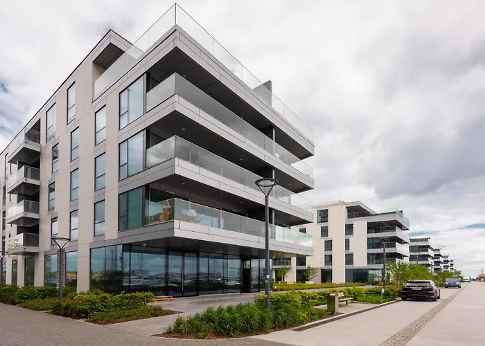 Center Yacht Park Marina View Apartmán *