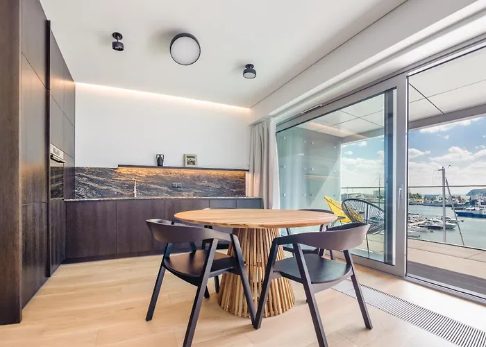 Center Yacht Park Marina View * Gdyně