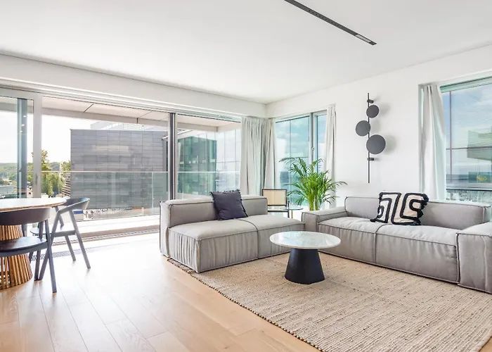 Center Yacht Park Marina View